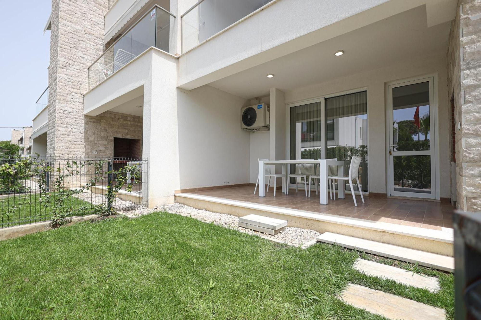 Sanpietro Vacation Rentals Plazhi San Pietro Exterior photo