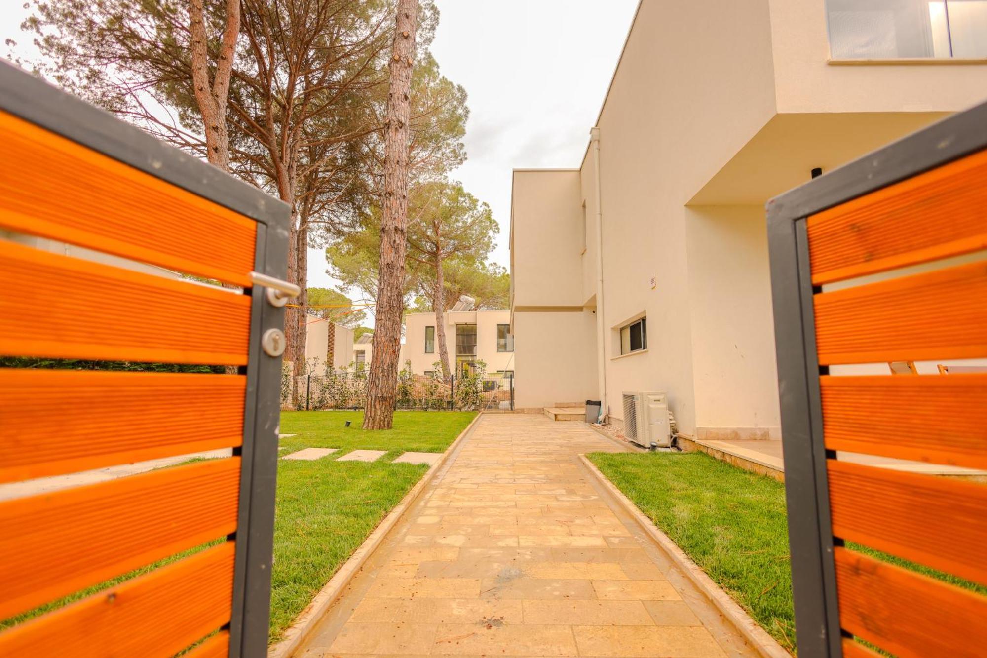 Sanpietro Vacation Rentals Plazhi San Pietro Exterior photo